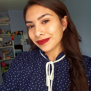 Meet your Posher, Fatima
